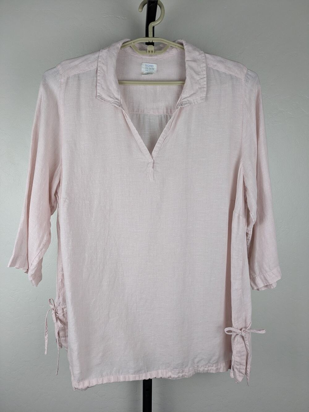 Sigrid Olsen light pink 100% Linen Popover Top Tie Detail on the side